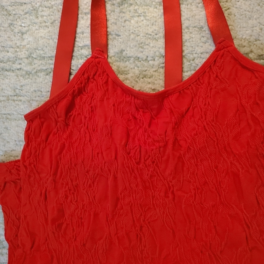Elegant Women's Tank Tops Set - Red, Coral, Black, Navy, Cream. Like New! - Picture 2 of 4